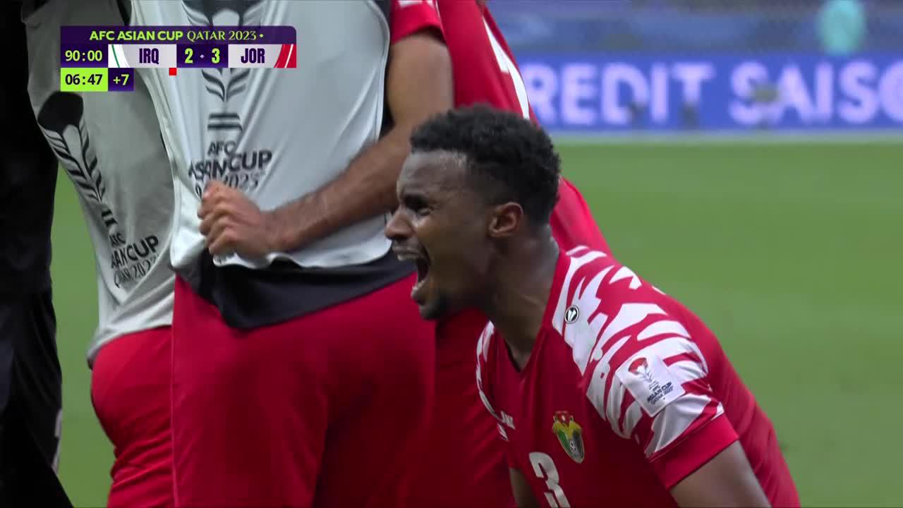 Nizar Al-Rashdan sends Jordan through to the AFC Asian Cup quarterfinal in style! 💥A 96th minute stunner!