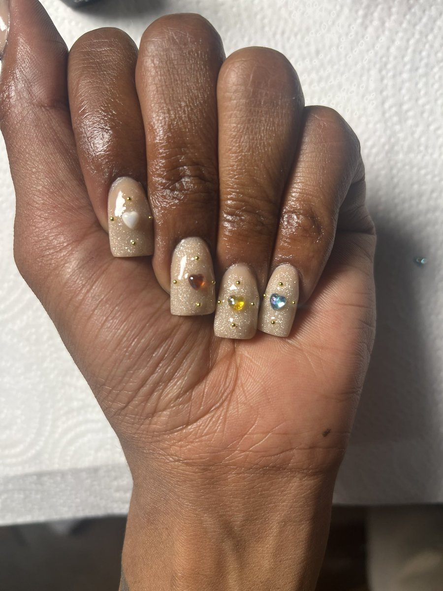 stefanartistry's tweet photo. A little simple something for Valentines Day ❤️💛🩵🤍 #NailContentCreator https://t.co/anefJ9Q0pN