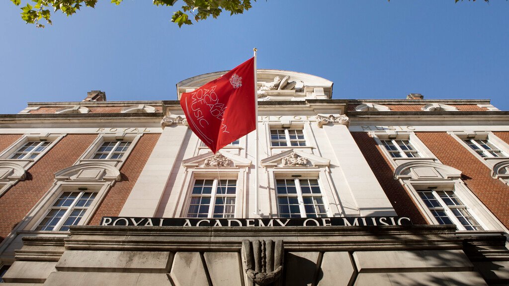 Super chuffed to have been elected ‘Associate of the Royal Academy of Music’ and to be amongst so many esteemed friends and colleagues! 😀 Congrats all! X 👉ram.ac.uk/news/the-royal…