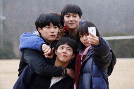 kdramaswithugs's tweet photo. dearest, darling, my universe. https://t.co/ljk6K9Nxaj