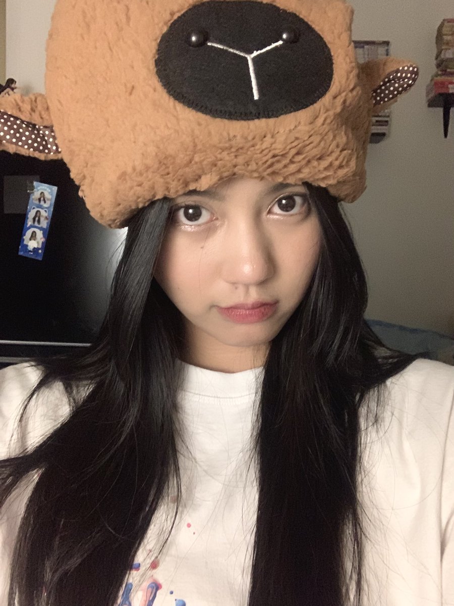 indiraseruni__'s tweet photo. terima kasihh ya idn live nya!! https://t.co/ZZ8hkTpuFt
