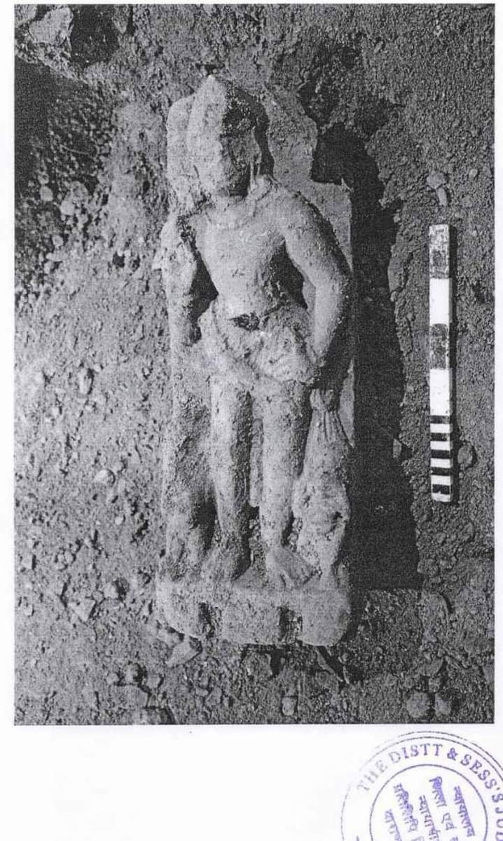 काशी में विवादित स्थल के नीचे बोधिसत्व की मूर्ति मिली है।