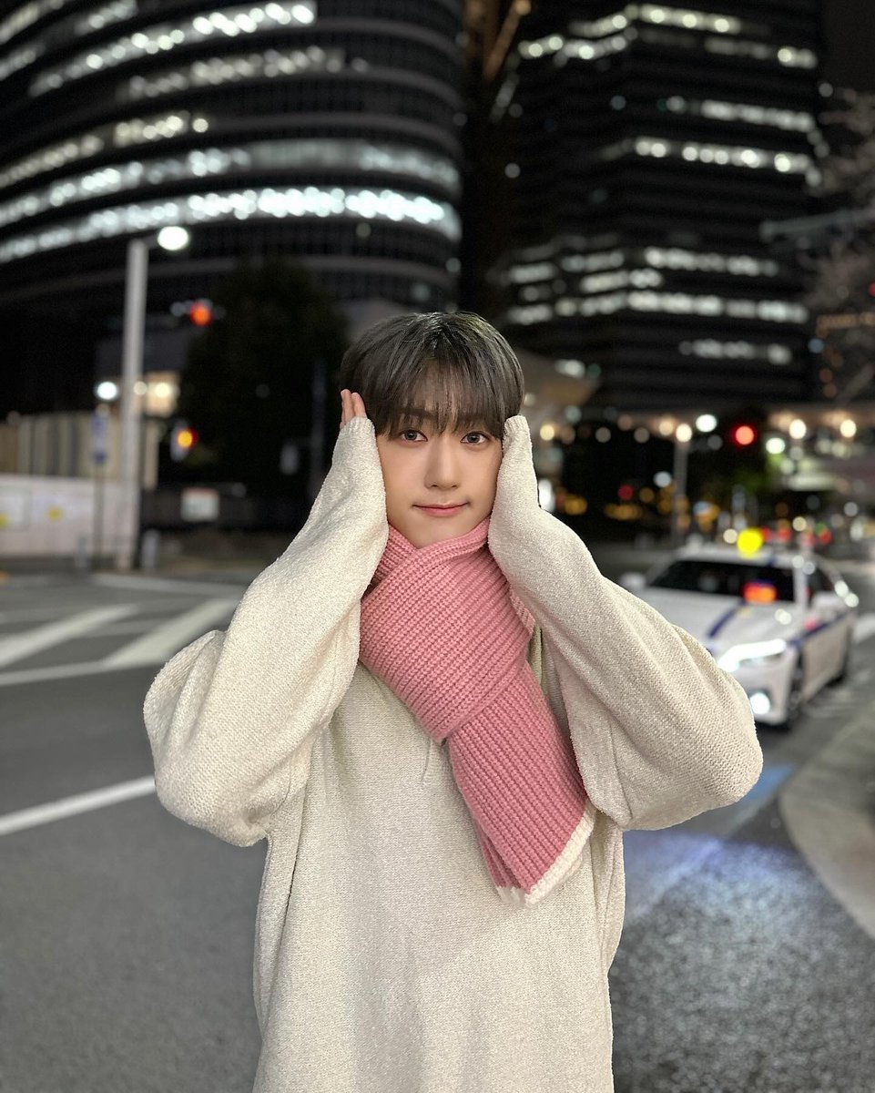 formymun's tweet photo. https://t.co/VrTGhnWfCQ
2024-01-29 23:33:24
경무니랑 바람 쐬러 갈 사람🤍

#YOU_GRAM
#경문 #KYUNGMUN https://t.co/WwL0sfj7np