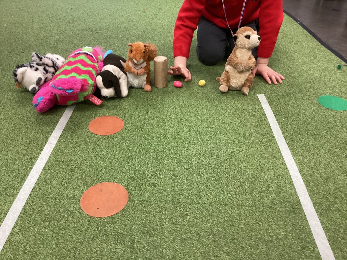 BollinPrim1MP's tweet photo. Investigating push and pull forces in science this afternoon 😊 https://t.co/Y9xVTrXPSO