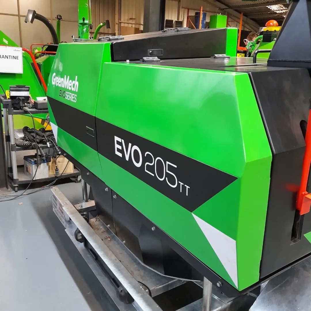 GreenMechUK's tweet photo. Coming soon! EVO205TT turn table 8" diesel chipper.
Designed to make easy work of those roadside tasks! 💚💪
Book your demo here:
https://t.co/wblXV46QDv
#greenmech #woodchipper #arborist #wemanufacture #britishmanufacturing #engineering #factorylife #teamgm https://t.co/lfqpXTPLSO