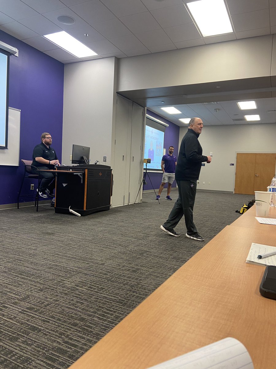 juliancscs's tweet photo. A little late post but had a great time at the Furman Strength Clinic this past weekend! Also nice to see SJ Alum @WalkerWood_2. Thanks @furmanstrength and the rest of the coaching staff for the hospitality. https://t.co/z8Qk3KIHCx
