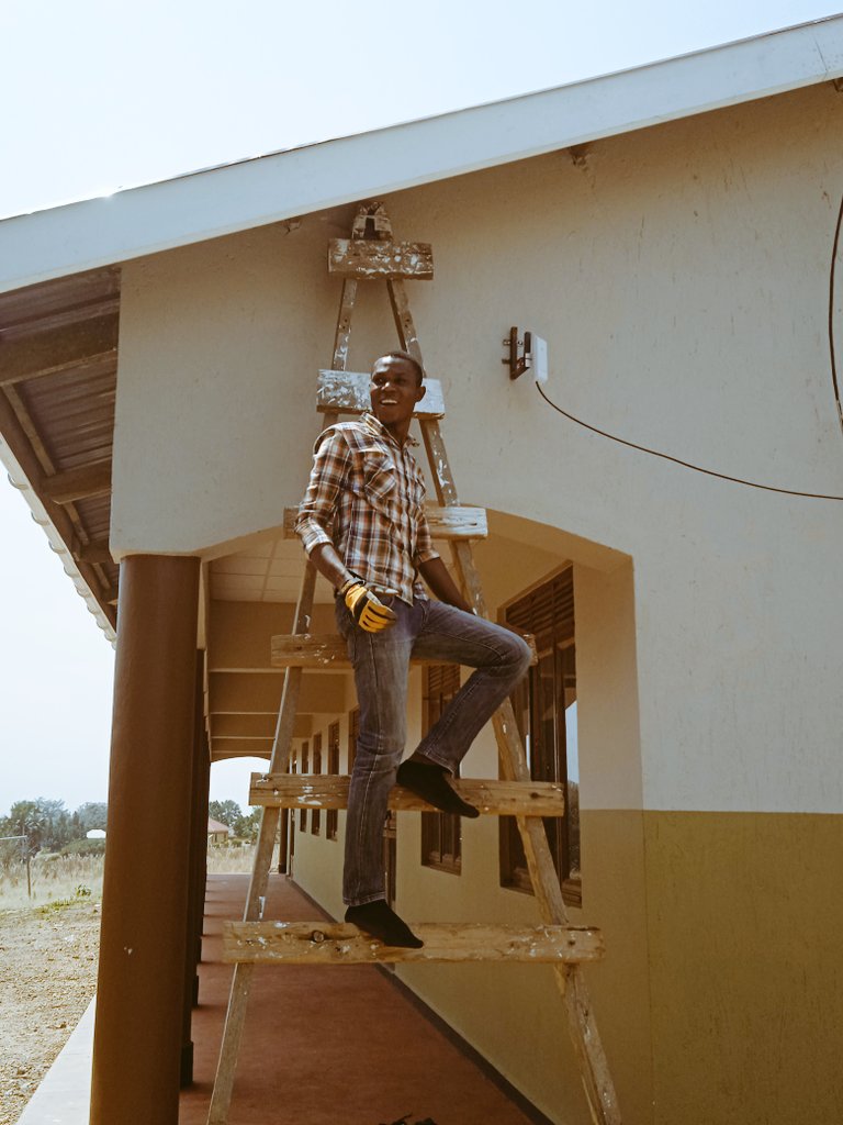 trevor_wabwire's tweet photo. Happily, when you love what you do, you don't even mind about time .I have exhibited my skills at #stace. https://t.co/QtsmAPw8TM