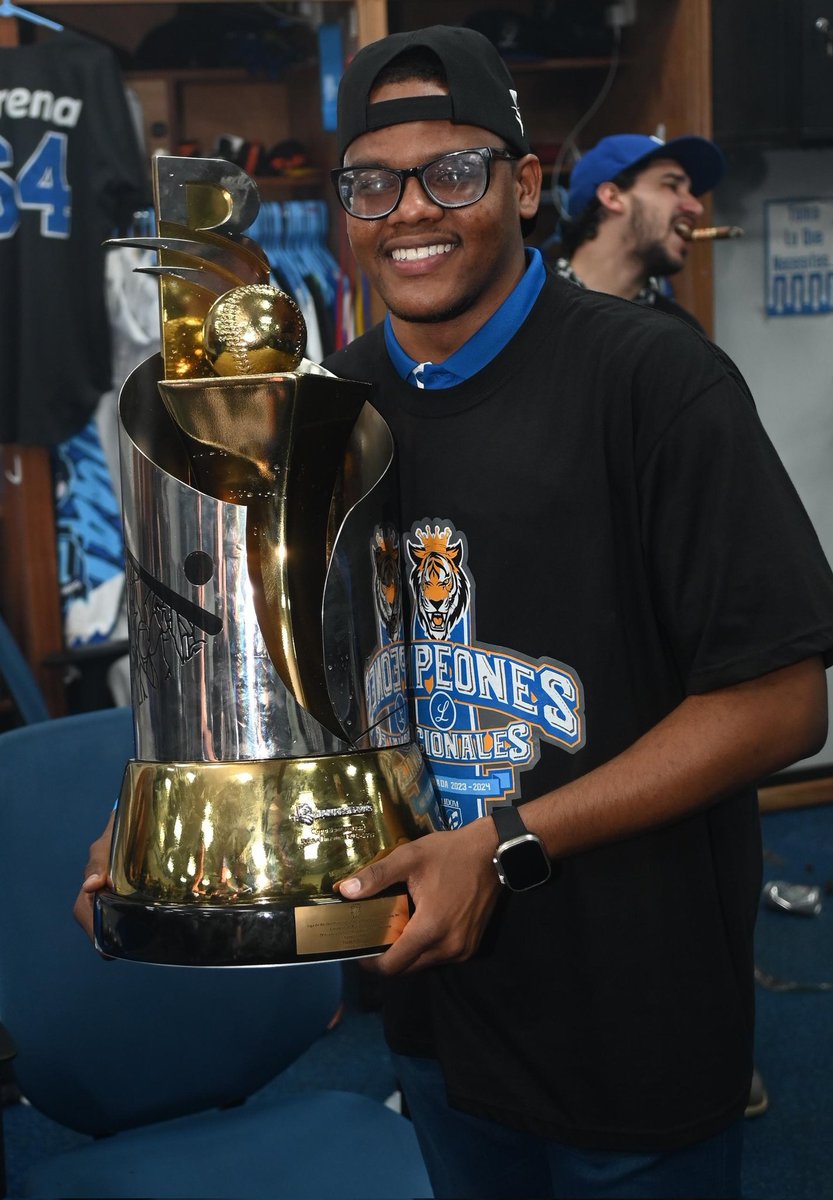 La Voz Del FAL tweet media