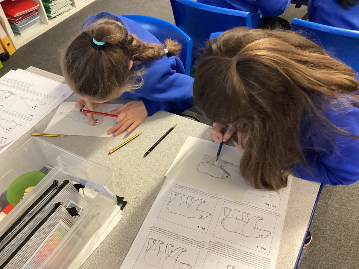MNA_Year6's tweet photo. Year 6 have been working hard this afternoon on their polar animal sketches @morley_newlands https://t.co/EzmgBrUCtK