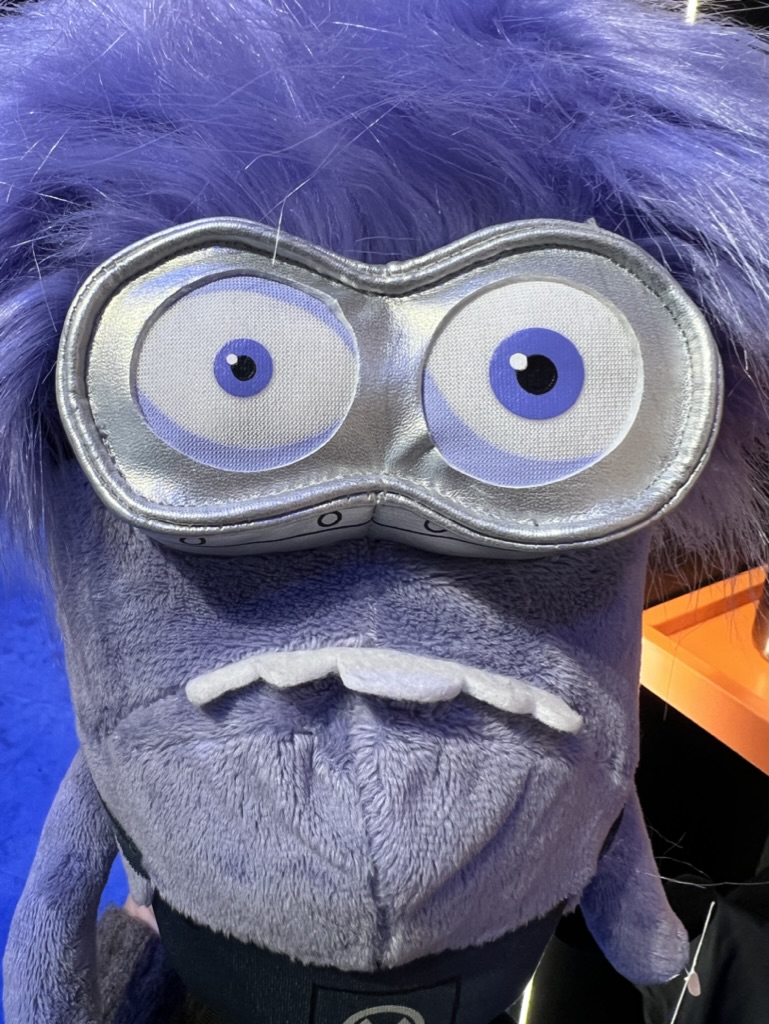 UniversalORL's tweet photo. Us before coffee:                      Us after: https://t.co/koUpBUsELQ