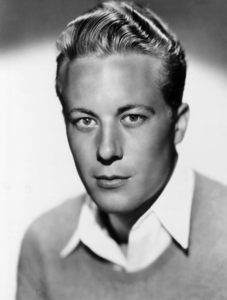 jaxbra's tweet photo. #ClassicFilmSetPhotos
#GeneRaymond #ExLady
I like when you can tell the photos are from the same photo shoot. It always makes me wish I could see all the photos from the shoot. https://t.co/KHgOf1ZLHy