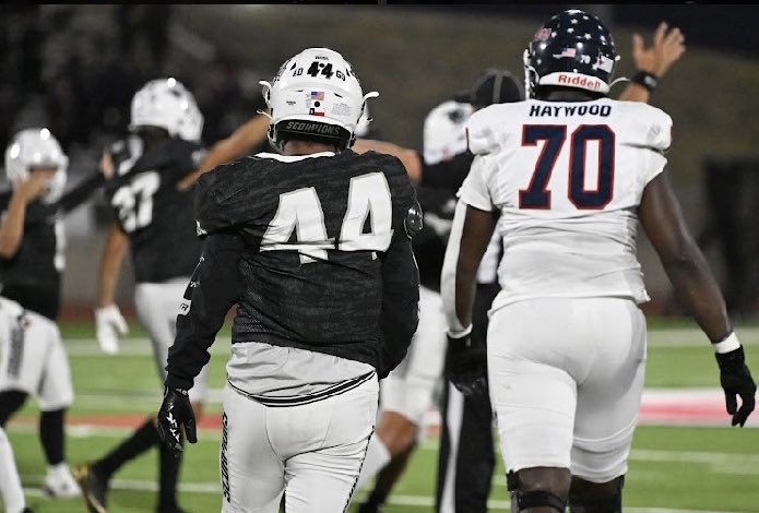 It’s going to be a long way but never stop grinding until i find the way to make it far. Don’t give up until you make it and once you do, work even harder. D1 i’m coming for you!! 🦇