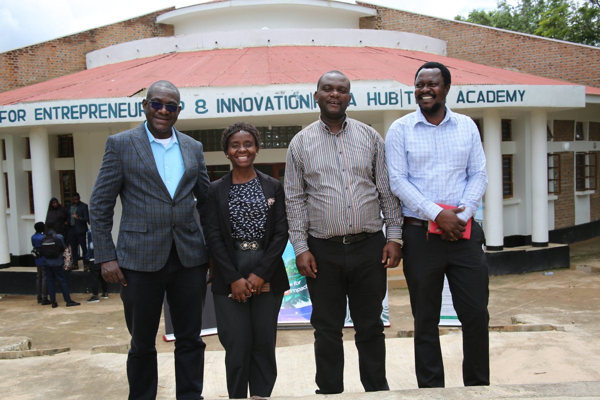 ElicoFoundation's tweet image. Great meeting at the University of Iringa with Kiota Hub reps! Explored tech solutions for climate change, identified intervention areas, and discussed partnerships. Exciting steps ahead in tackling climate change! 🌍 #TechForClimate #Collaboration #ClimateAction