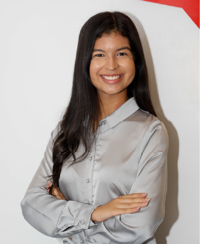 SLCommPA's tweet photo. ¡Hola! Me llamo Stephanie Stevenson, soy estudiante de International Business con especialización en Marketing en Illinois State University y estoy emocionada de ser pasante de Marketing Digital. #TeamSL #PRAgency https://t.co/7xP7eGfEp9