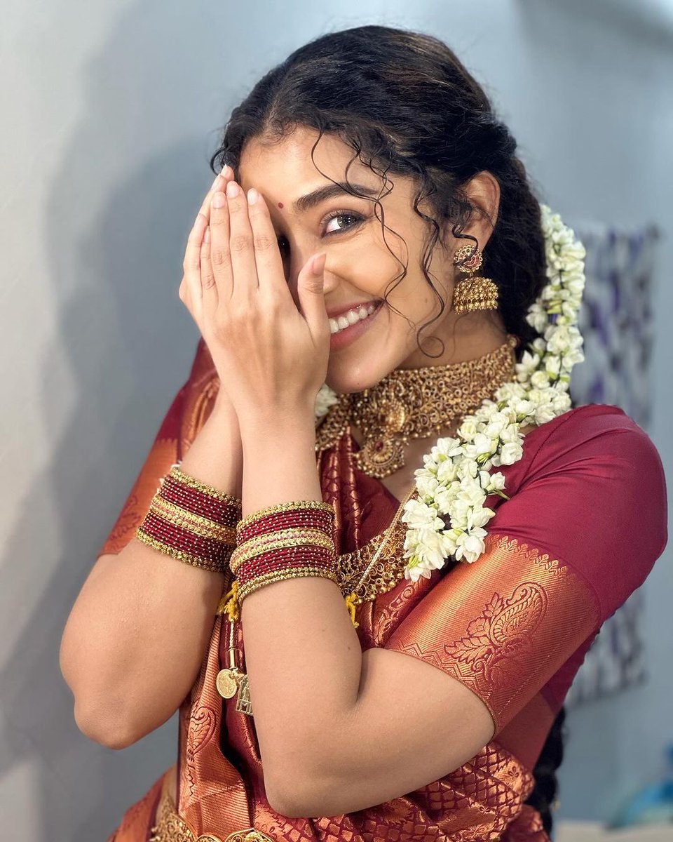 AnupamaTrends's tweet photo. Sublime Queen @anupamahere 😻❤️

#AnupamaParameswaran https://t.co/W5bqioRByQ