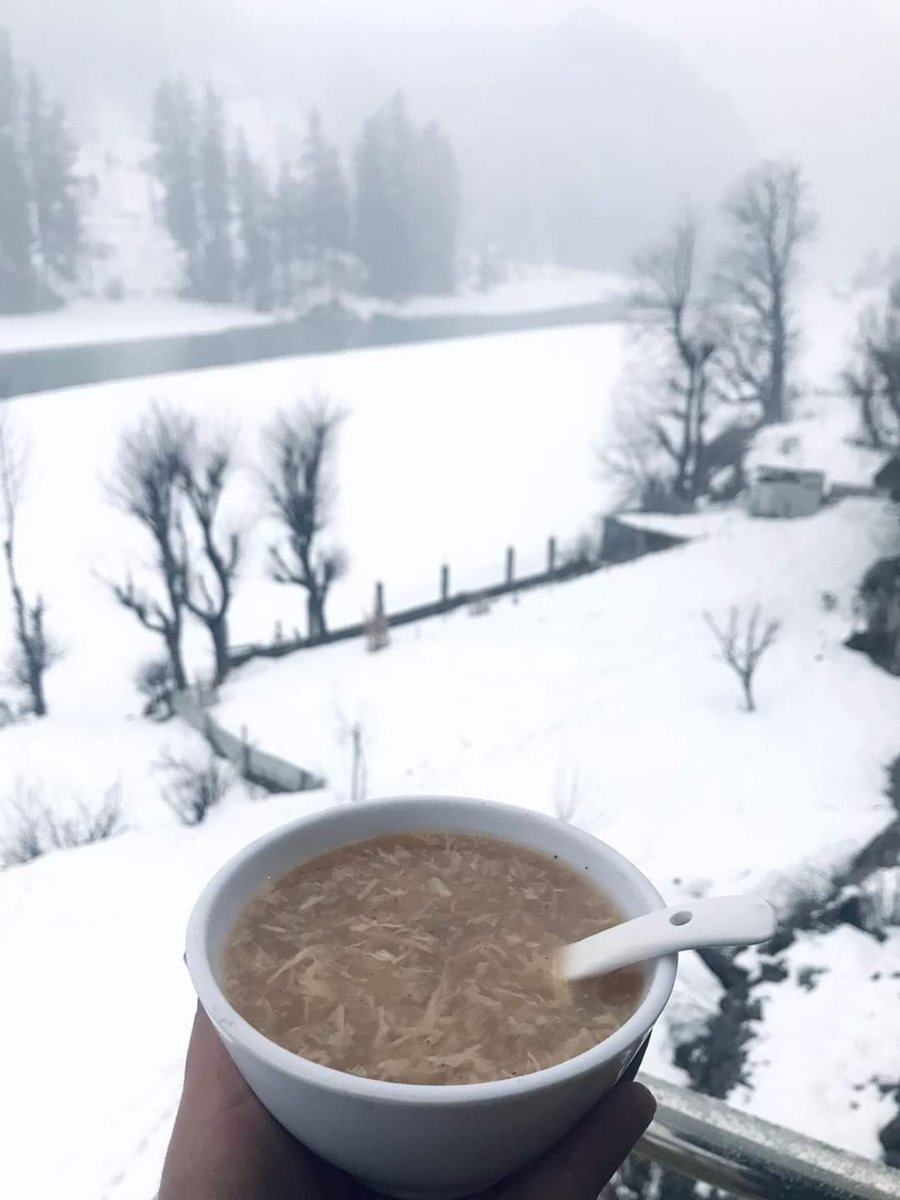 ThisIsFaheem's tweet photo. First #SnowFall #Sharda #NeelumValley https://t.co/Vt0kPQkhnO