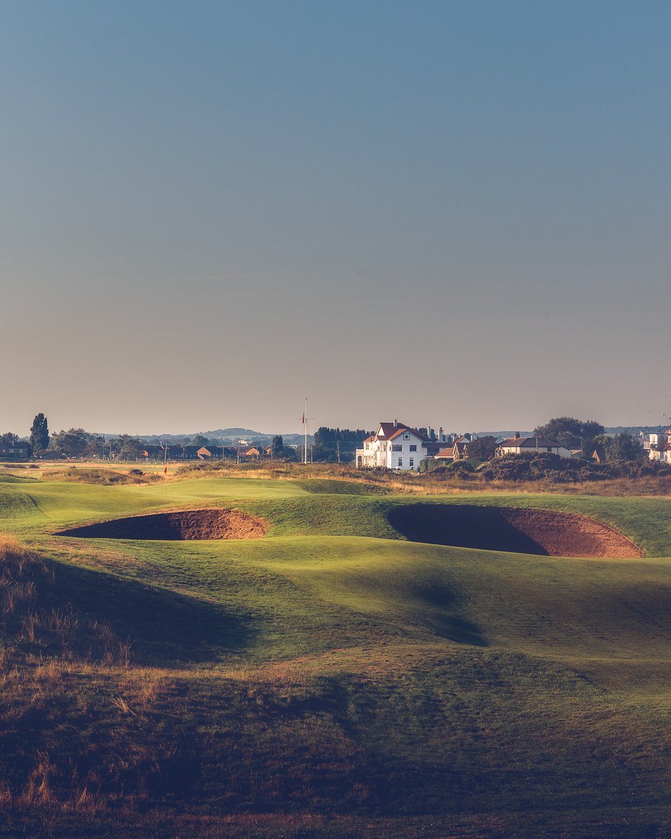 'A true gem. Endlessly challenging with all the humps and rolls in the fairways... Just pure links golf fun at its best. Just a joy, and can't wait to return.' 💬 Expatgolfer (2023) via Leadingcourses.com