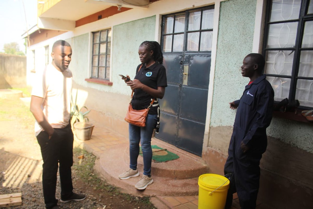 For zero waste month we   collaborated with  @KisumuWaste  in training and supporting households in Kisumu to sort waste at the household level as a step in #zerowaste implementation . #GoForZeroWaste  #BreakFreeFromPlastic  #ZeroWasteAcademy @ZeroWasteAsia @MotherEarthPhil