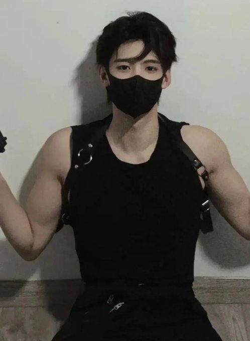 四爱男m？ https://t.co/6Xcw16x9Jj<a href="/tag/%E5%8F%A3%E4%BA%A4"class="tags"><span>#口交</span></a><a href="/tag/%E5%A5%B6%E7%8B%97"class="tags"><span>#奶狗</span></a><a href="/tag/%E4%B8%9C%E5%8D%97%E4%BA%9A"class="tags"><span>#东南亚</span></a>