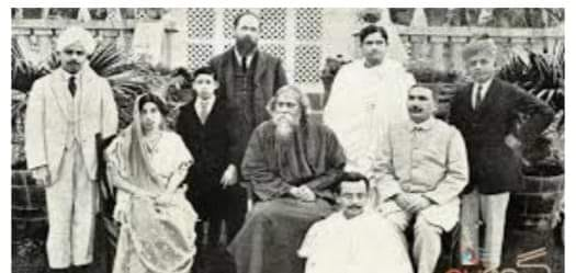 soulat_pasha's tweet photo. رابند�� ناتھ ٹئیگور 1923 میں کراچی تشریف لائے تھے، انکو میونسپل کمیٹی نے ایک تقریب میں مدعو کیا، یہ اسی وقت کی تصویر ہے، وہ اس دورے کے دوران حیدرآباد بھی گئے تھے اور وہاں انکے نام پر قائم ایک ناٹک سبھ قائم ہوی، اسکے بعد انکے سندھ میں کئی مشہور شخصیات سے خط و کتابت رہی۔۔ https://t.co/GMz5rI4P5B