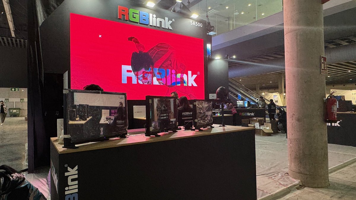 rAVe [PUBS] tweet media