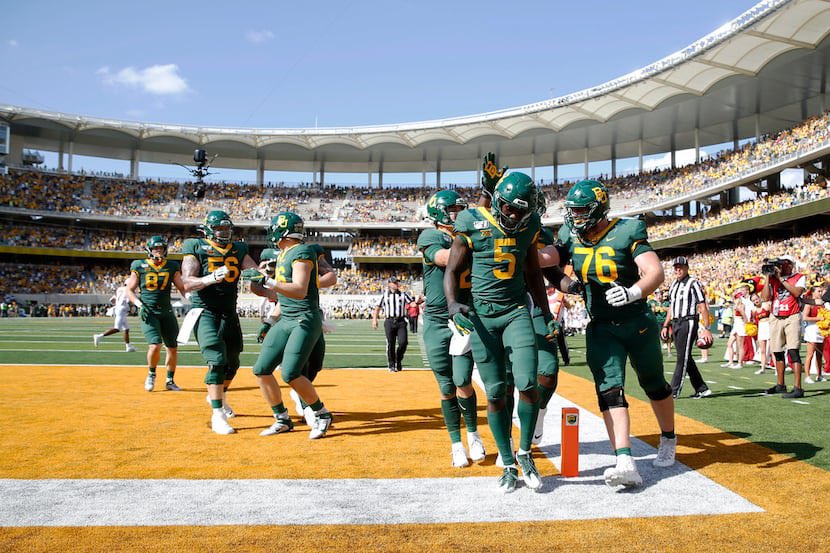 Blessed to receive an Offer from Baylor! @JakeSpavital  @therealraygates 
@CoachEReinhart  @CoachCalhoun46