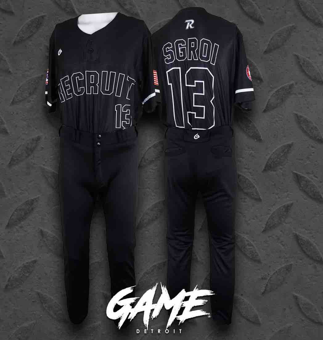 GameApparelUsa's tweet photo. Recruit Baseball ready to go!! ⭐️ #PoweredByG #LookGoodPlayGood #GameBrand #CustomJerseys #BaseballPants #Sublimation #Unrivaled #Michigan #WeDoThingsDifferently #TheGTakeover #AmericanMade #Detroit #GameApparel https://t.co/3qw3i5tcsR https://t.co/iv27Z2hqNV