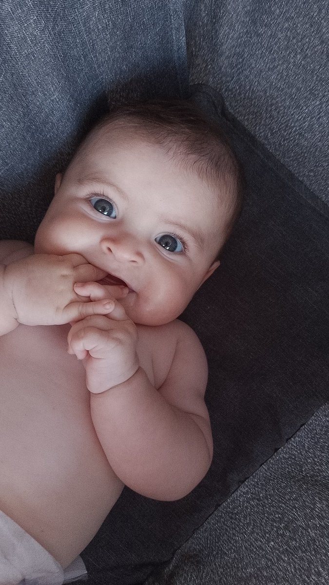 miilee_R's tweet photo. Bebe Mía 😍 https://t.co/pE8JNbWb3p