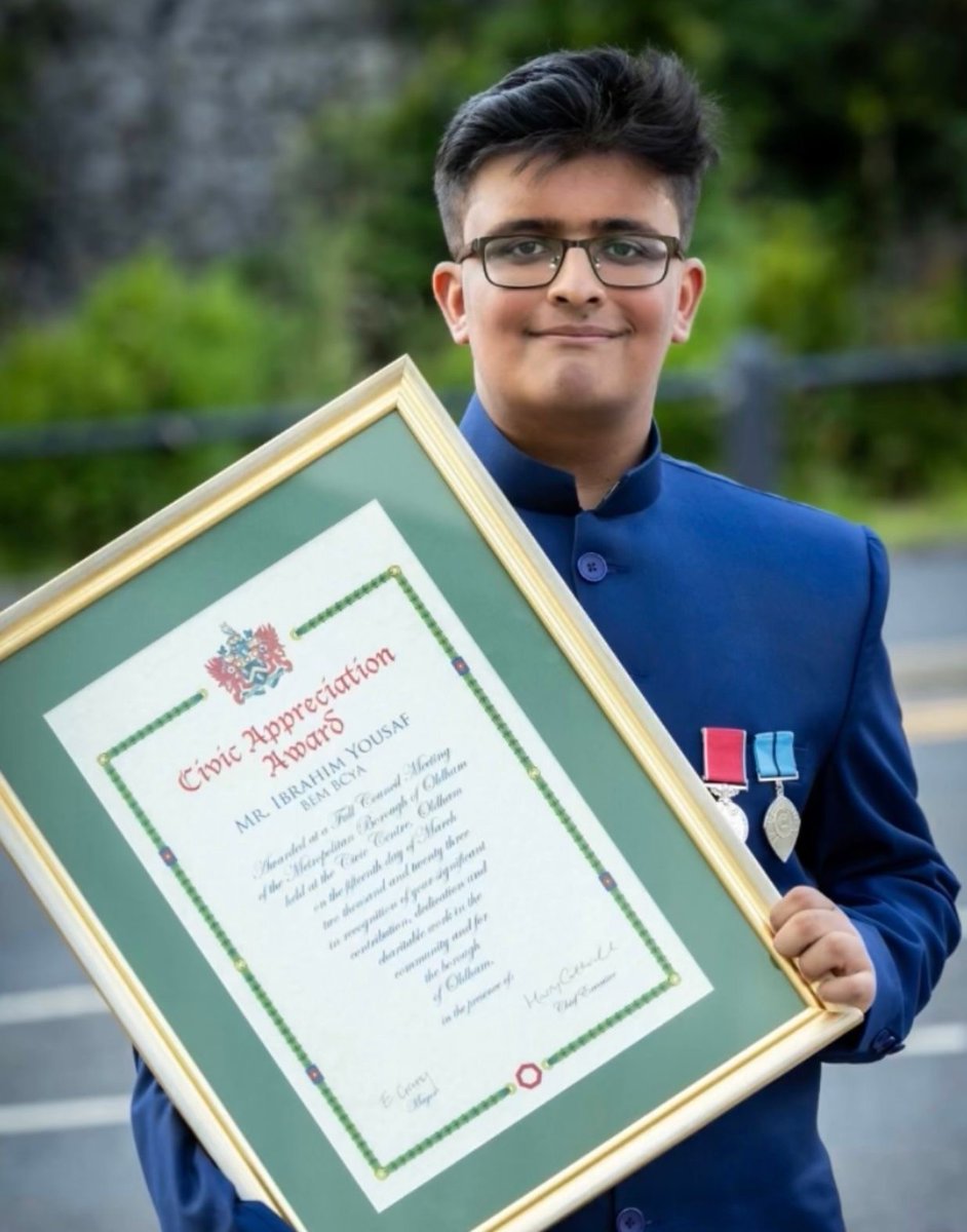 Maggie's Oldham (@maggiesoldham) on Twitter photo This young man has recently turned 18 and wanted to do something special for his birthday 🧡
Instead of receiving gifts, Ibby asked people to consider a gift of £18 to Maggie's 🎁 He wanted to raise £1818 and he only went and did it!
Well done Ibby 👏👏👏
<a href="/sugs75/">Ibrahim Yousaf</a> <a href="/Oldham_Hour/">Oldham Hour</a> This young man has recently turned 18 and wanted to do something special for his birthday 🧡
Instead of receiving gifts, Ibby asked people to consider a gift of £18 to Maggie's 🎁 He wanted to raise £1818 and he only went and did it!
Well done Ibby 👏👏👏
<a href="/sugs75/">Ibrahim Yousaf</a> <a href="/Oldham_Hour/">Oldham Hour</a>