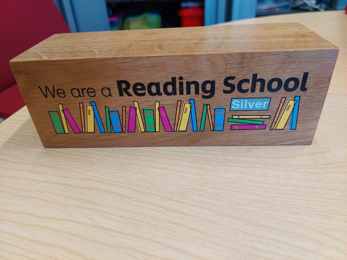 Today we received our Silver Reading Schools award - we love reading!🥳📚 <a href="/scottishbktrust/">Scottish Book Trust</a> <a href="/AttainRen/">Renfrewshire Attainment Team</a> <a href="/onerenculture/">OneRen Culture</a>