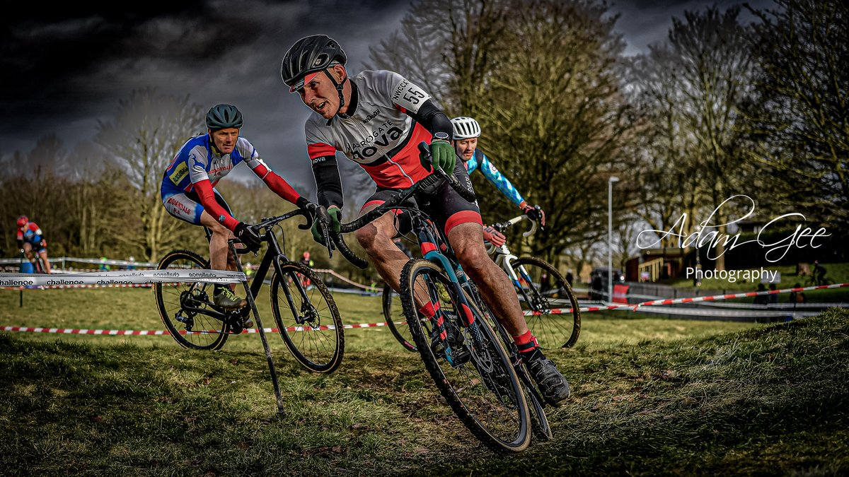 adamgeepics's tweet image. Edits from the @BritishCycling #NWCCA @SalfordCycling #Round10 final #CX for the season at #BuileHillPark #Salford #GetInvolved