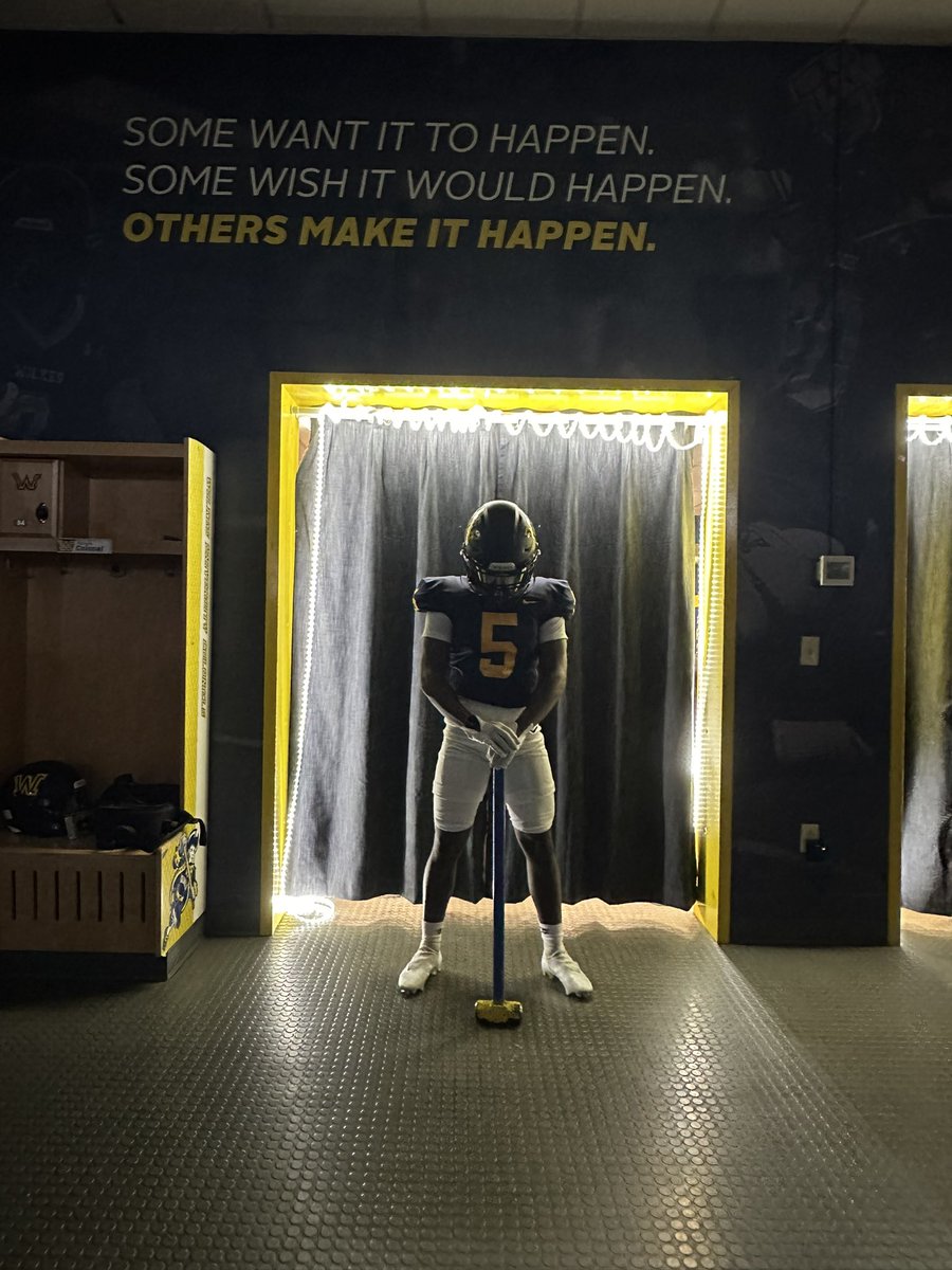 Dante Hamilton (@dantehamilton_5) on Twitter photo After a great conversation with <a href="/CoachBiever/">David Biever</a> I am blessed to say I have received my 3rd offer from <a href="/WilkesFootball/">Wilkes Football</a> !!
<a href="/acchs_football/">Allentown Central Catholic Football</a> After a great conversation with <a href="/CoachBiever/">David Biever</a> I am blessed to say I have received my 3rd offer from <a href="/WilkesFootball/">Wilkes Football</a> !!
<a href="/acchs_football/">Allentown Central Catholic Football</a>