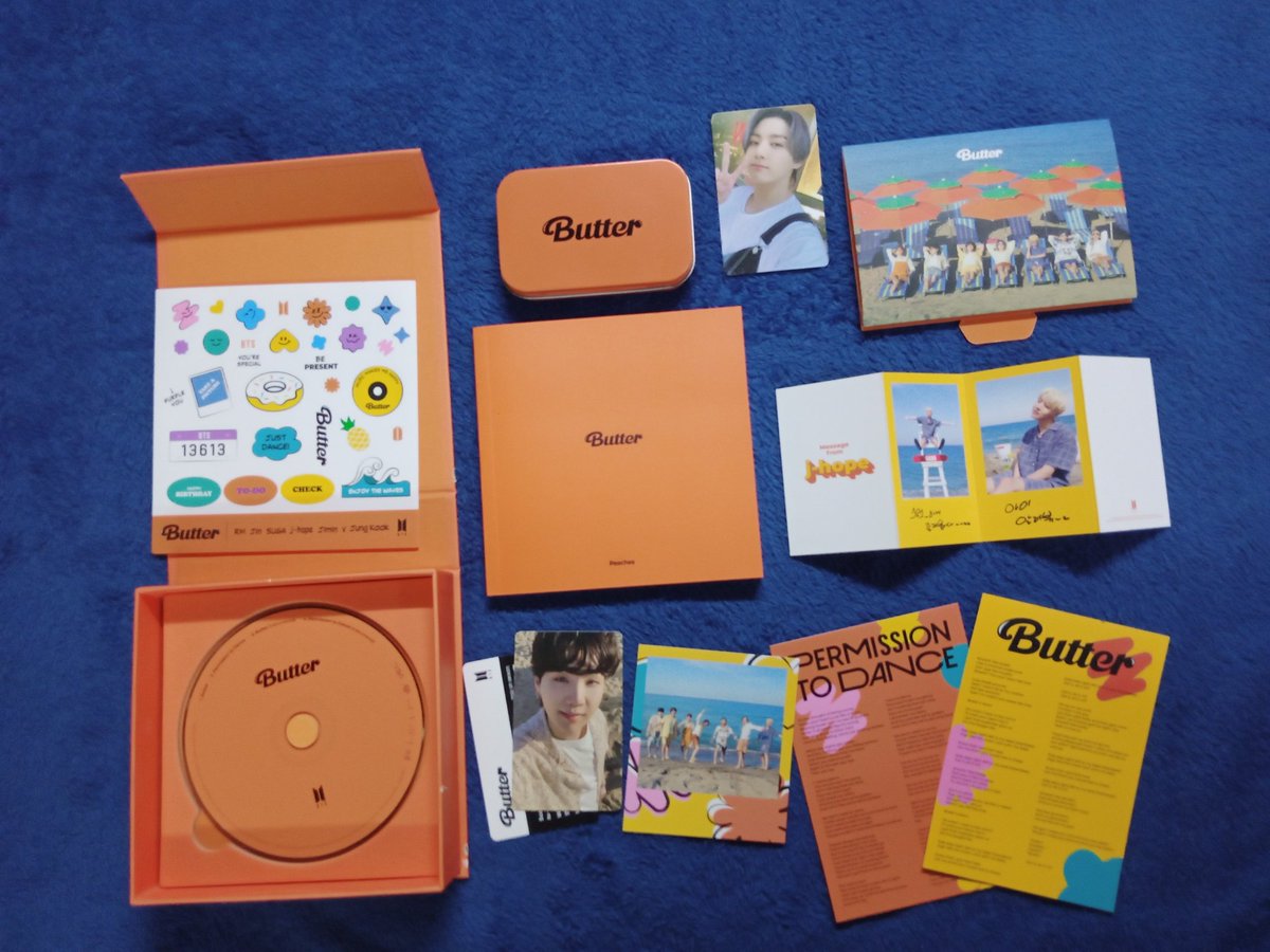 shop_whalien's tweet photo. WTS LFB PH

BTS BUTTER ALBUM
PEACHES (9/10 condition, slight dent in outer box)
- 850 
- w/ suga/yoongi pc
- w/ jungkook pc and tin case, poster (pob)

MOP: Gcash https://t.co/egJrvl7saX