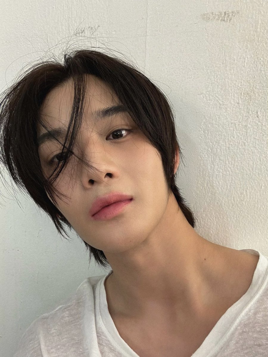 CIX_twt's tweet photo. 😉

#CIX #FIX #팬바라기 #배진영 #JINYOUNG #BAEJINYOUNG https://t.co/GA51QgdLB7