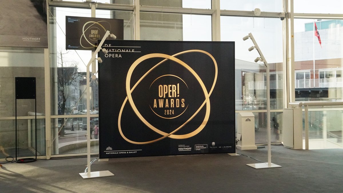 opermagazin's tweet photo. Aufbau für den Empfang, Durchlaufprobe... mitten drin in den Vorbereitungen für die OPER! AWARDS 2024 an der @dutchnatopera. In ein paar Stunden geht's los! 🤩🏆 Mit dabei sein auf https://t.co/rDEXw6jUc9 und https://t.co/lVYLxqDu9D
#operawards2024 #dutchnationalopera https://t.co/YYwEnTTWzq