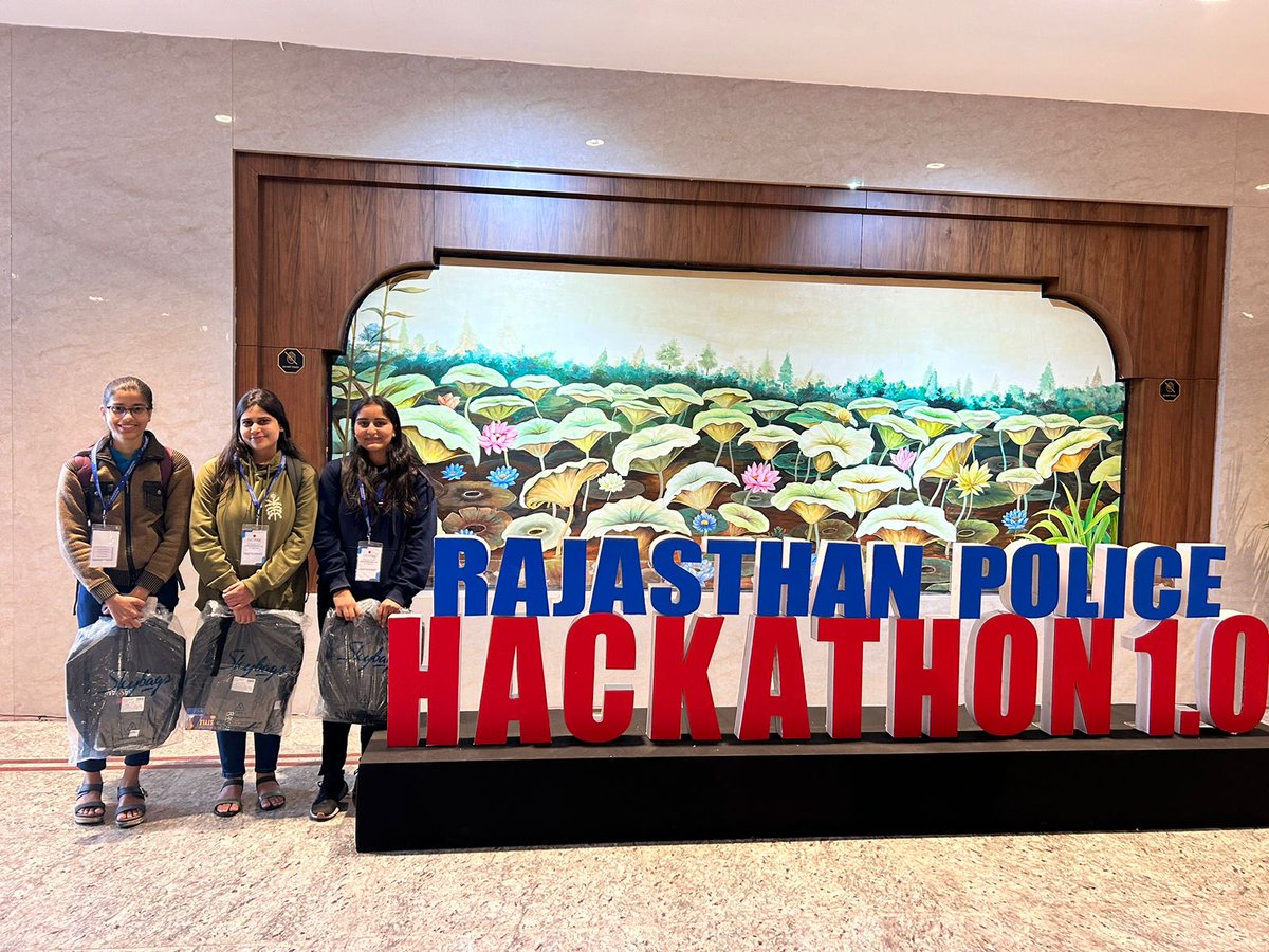 sumitraartsy's tweet image. 🚀 Exciting moments at the #RaccamHackathon! 📸 Check out these snapshots capturing the innovation, collaboration, and passion of our talented teams. 💻🔍 #CodingDreams #TechInnovation #HackathonVibes