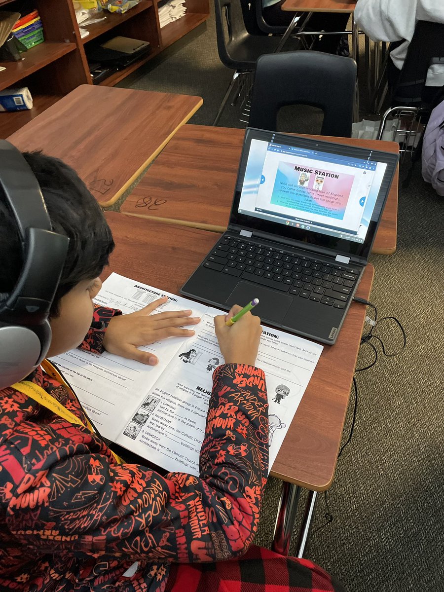 Listening to The Beetles, Beethoven, Ed Sheeran, and Mozart this morning while exploring European Art, Music and Architecture. <a href="/MrsBeekTweets/">Karla Beek</a> <a href="/WoodCreekJrHigh/">WoodCreek Jr. High</a> <a href="/Doc_Lowry/">Andrew Lowry, Ed.D.</a>