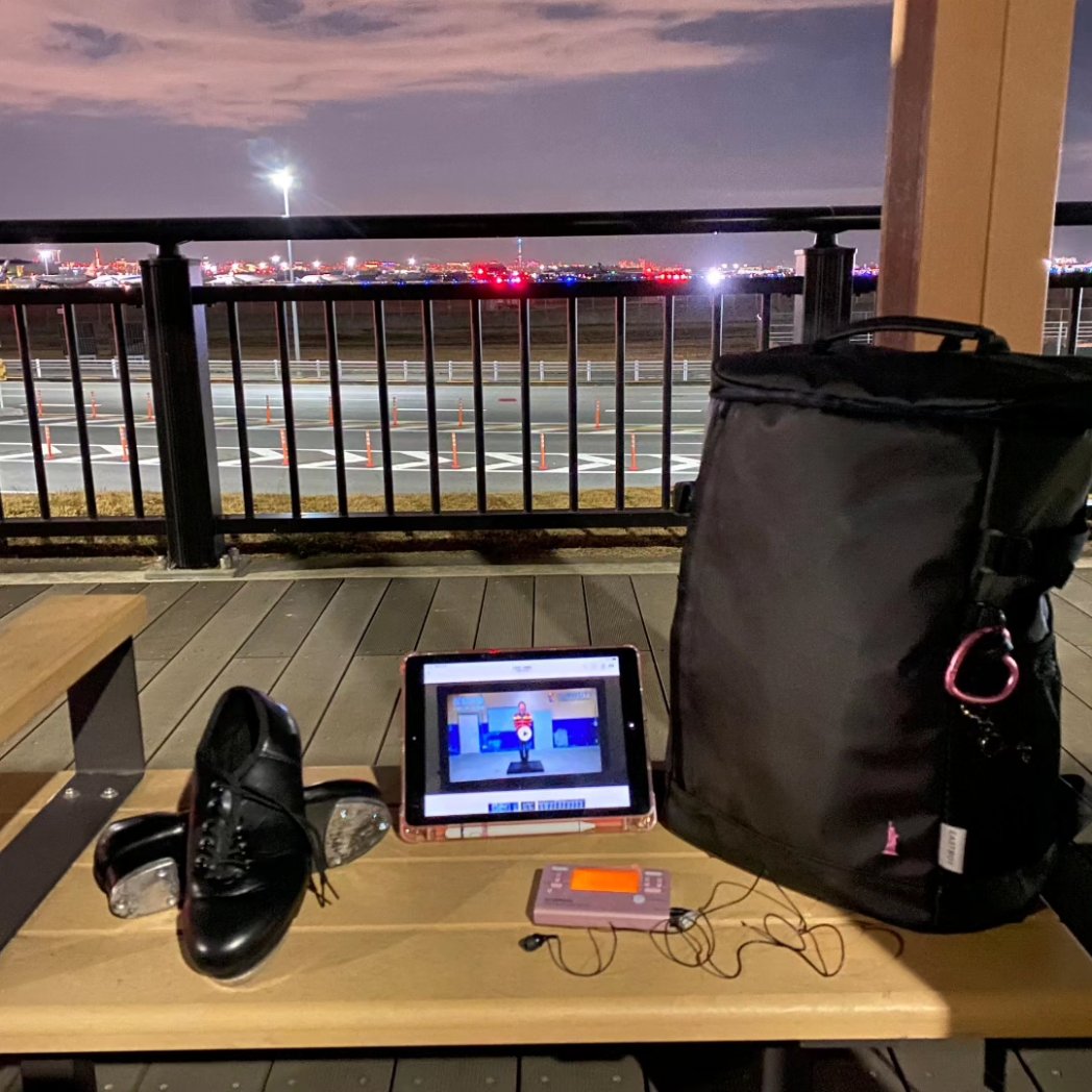 ayum7878's tweet image. TAP DANCE PRACTICE DAY 3
太もも重くて足のコントロールが効かない😂
筋トレと柔軟が必要だ。
#tap #tapdance #selfpractice 
#タップ #タップダンス #自主練