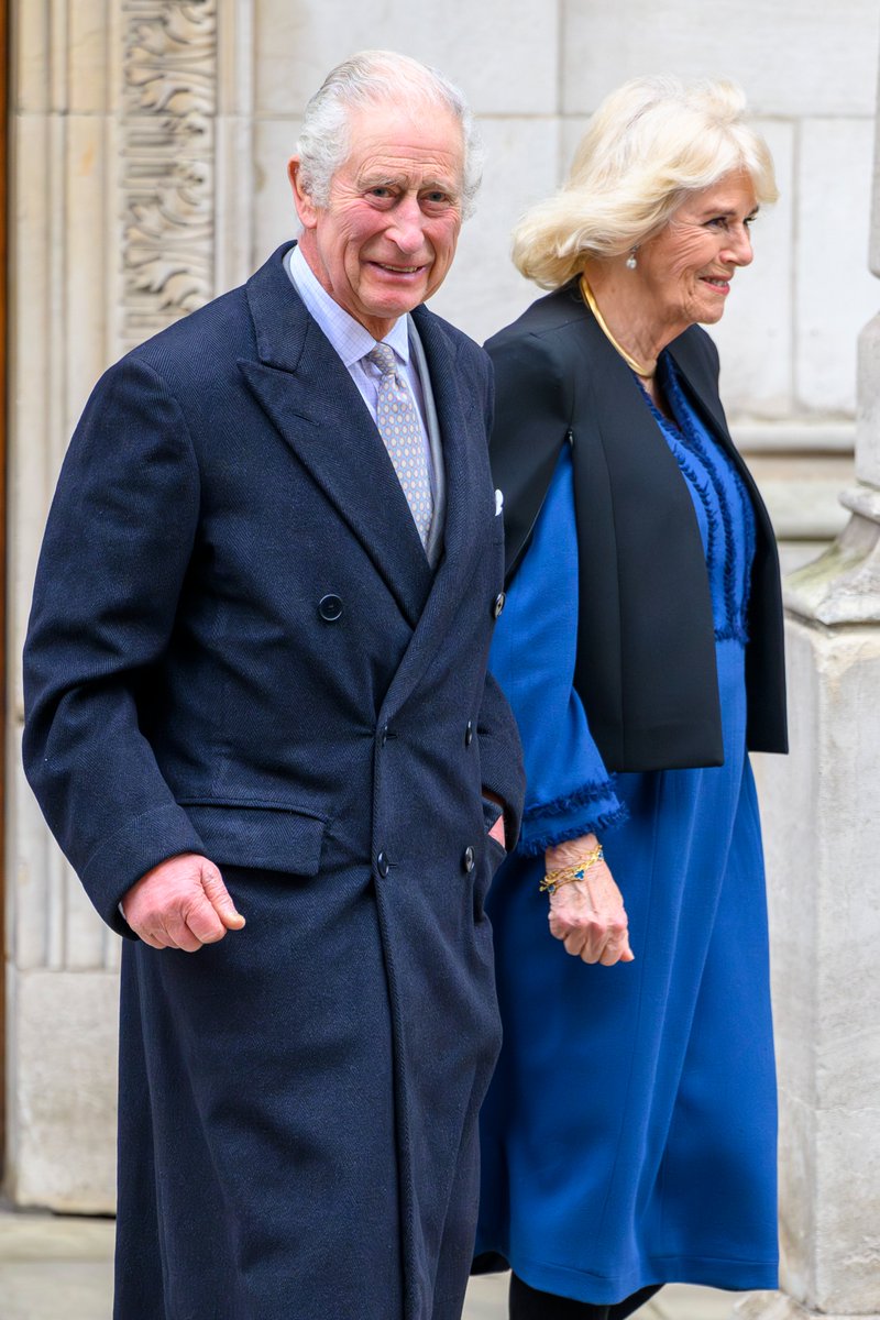 King Charles III leaves the London Clinic with Queen Camilla after his prostate surgery #Royal #KingCharles #Queen #prostate