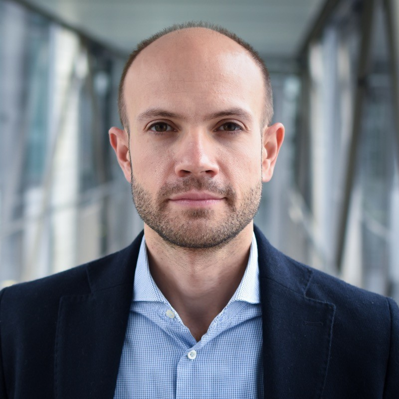 Grad_School_Hub's tweet photo. "I have a new PhD position open for my ERC project 4SBATT. If you have a background in chemistry/materials science/physics and want to contribute to the development of sodium-based solid-state batteries, consider applying. 
We are a very international group with great facilities within the Bavarian Center for Battery Technology (BayBatt) at University of Bayreuth.
Below is the detailed description!"-Prof. Matteo Bianchini.
