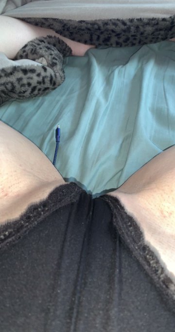 Do you like the view 😈 https://t.co/ASFSCaTxAT