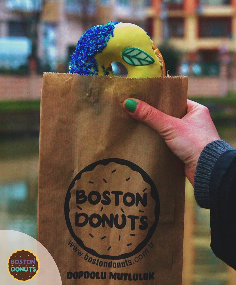 🎉🍩 Karne tatilinin en neşeli ve lezzetli sürprizleri hazır! 🌈🌟 4 Al +2 Hediye & 8 Al +4 Hediye Kampanyalarımız tüm Boston Donuts şubeleri ve online satış platformlarında geçerlidir.
#dopdolumutluluk #karnehediyesi #sömestr #tatil #hediyesi #semestrholiday #12al8öde #6al4öde