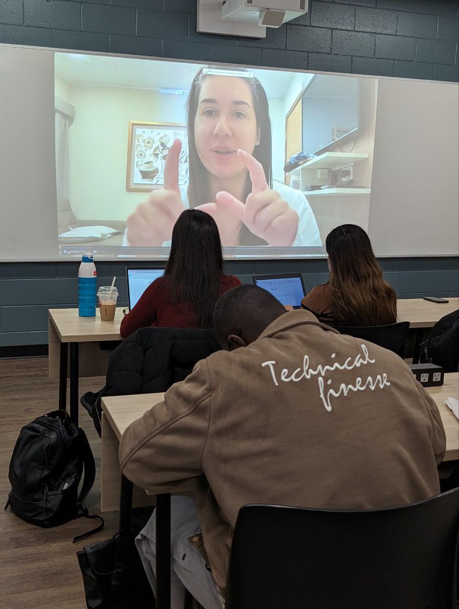A recent session on digital entrepreneurship for Canada’s @conestogacollege 🇨🇦

Grateful to inspire the next generation of entrepreneurs and share my learnings from years in this journey.