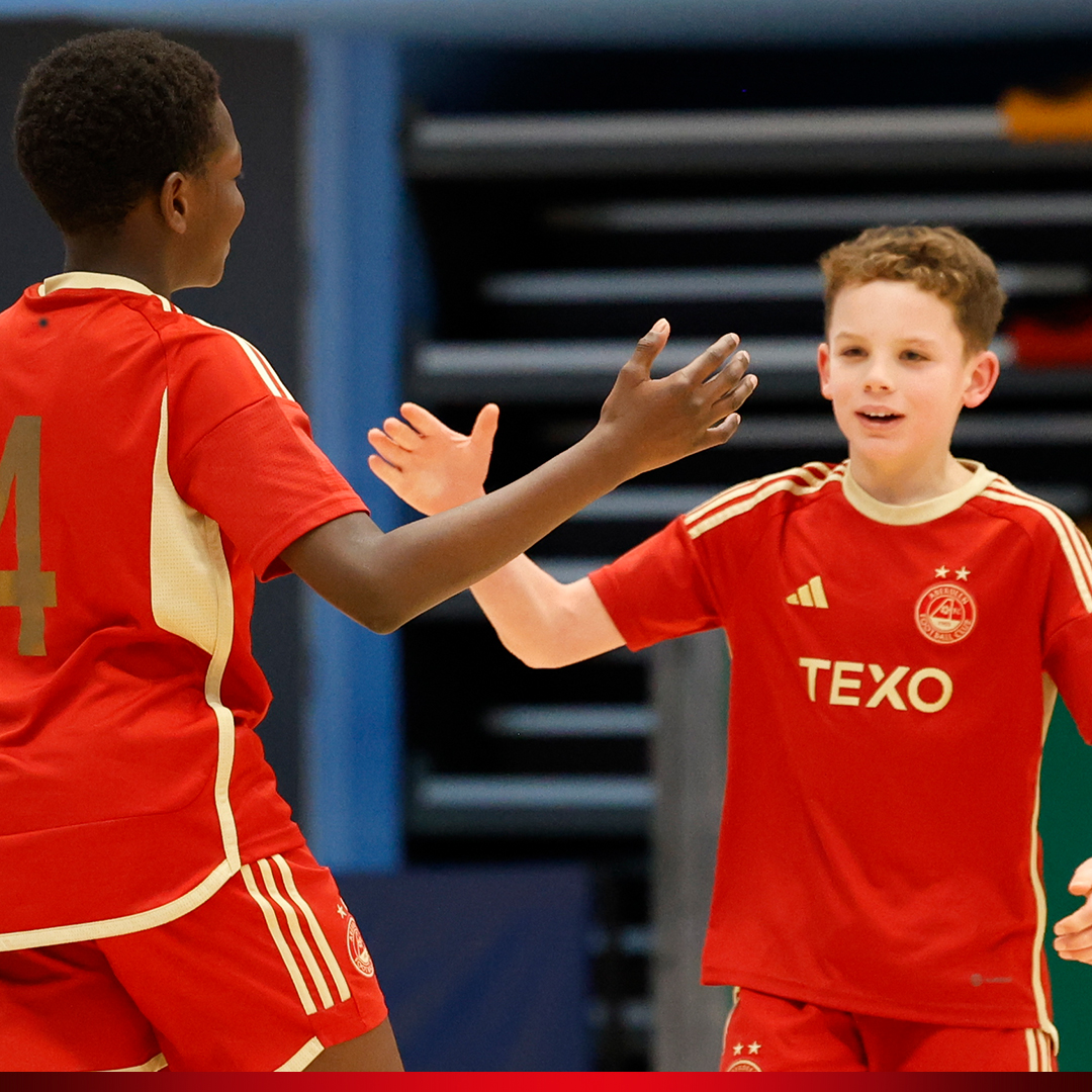 AberdeenFC's tweet photo. Our U12s won the sixth edition of the Katoni Cup at the weekend.

Well done to our young Dons and thank you to everybody who took part.

Also, thank you to Katoni Engineering for their continued support of the competition 👏

#StandFree | @AberdeenFCYouth