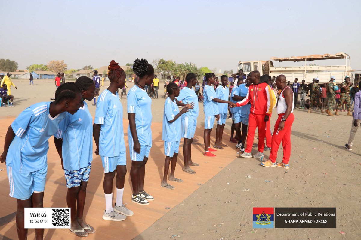 GhArmedForces's tweet photo. UNMISS Ghanaian Peacekeepers in a friendly volleyball match at the Internally Displaced Persons Camp in Bentiu, South Sudan.
Peacekeepers are more than protectors; they are community allies. https://t.co/S9HYXIxhYy