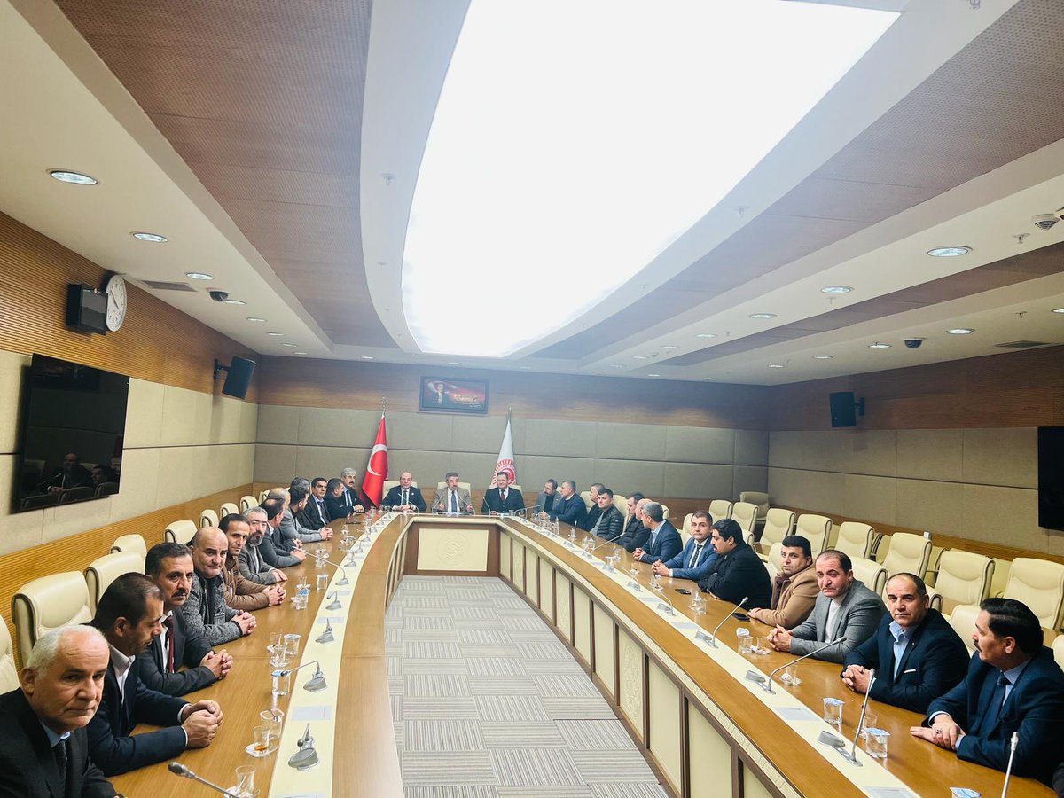 guvenlikkorucum's tweet photo. Bugün mecliste verimli bir görüşme gerçekleştirildi. İnanıyoruz güveniyoruz sabırla bekliyoruz. Ak parti Şırnak Milletvekilimiz Sayın Arslan TATAR 'a şükranlarımızı sunuyoruz.. @TatarArslan https://t.co/TwZ1z4rAix