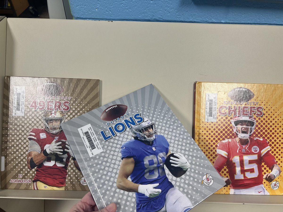 OTLibrary's tweet image. Sorry Lions fans, it’s time for this book to leave the NFL playoff display. Go 49ers! #112Leads #somosOT