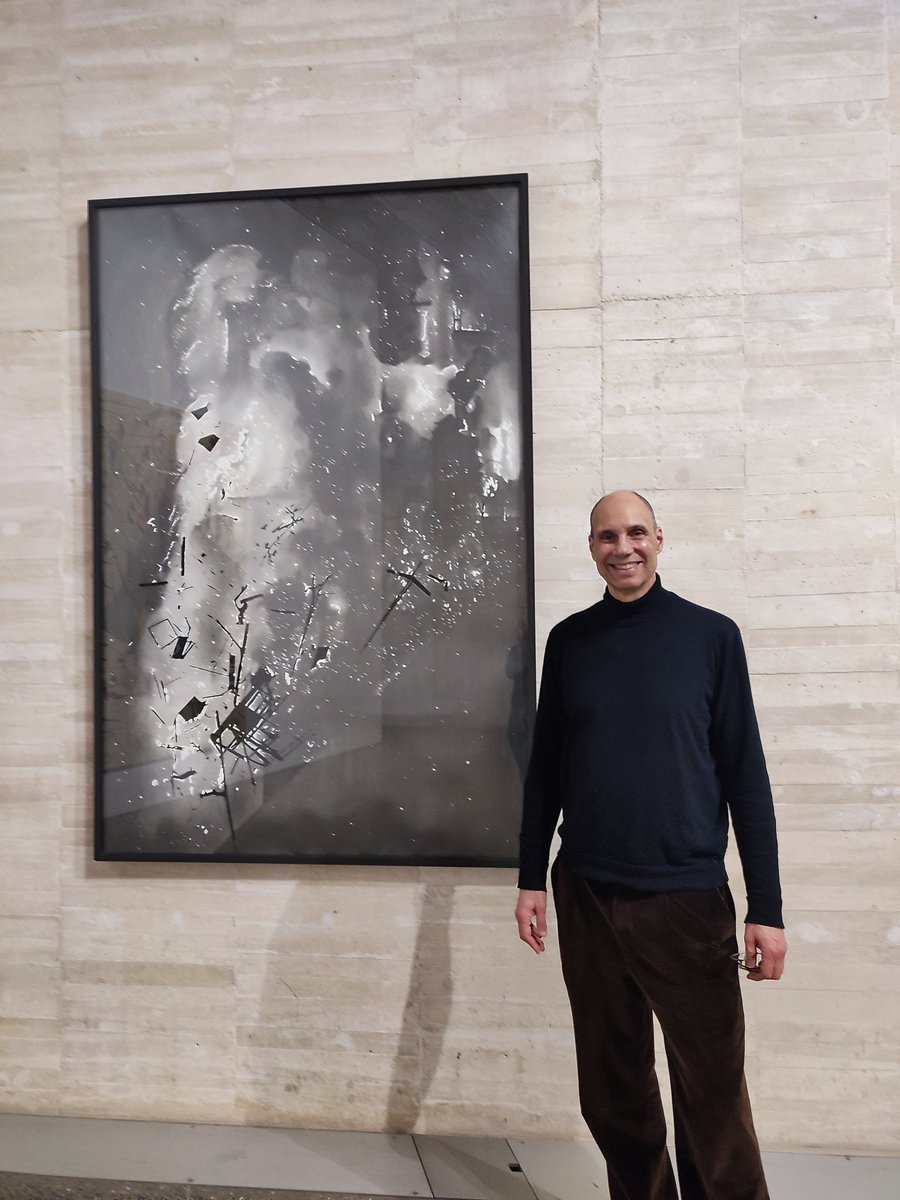 Awesome! By the way, this is not a picture. It is gouache, graphite and pastel on paper, by Natividad Bermejo, at the  MUSAC, Leon, Spain.
#musac #arte #art #painting #contemporaryart