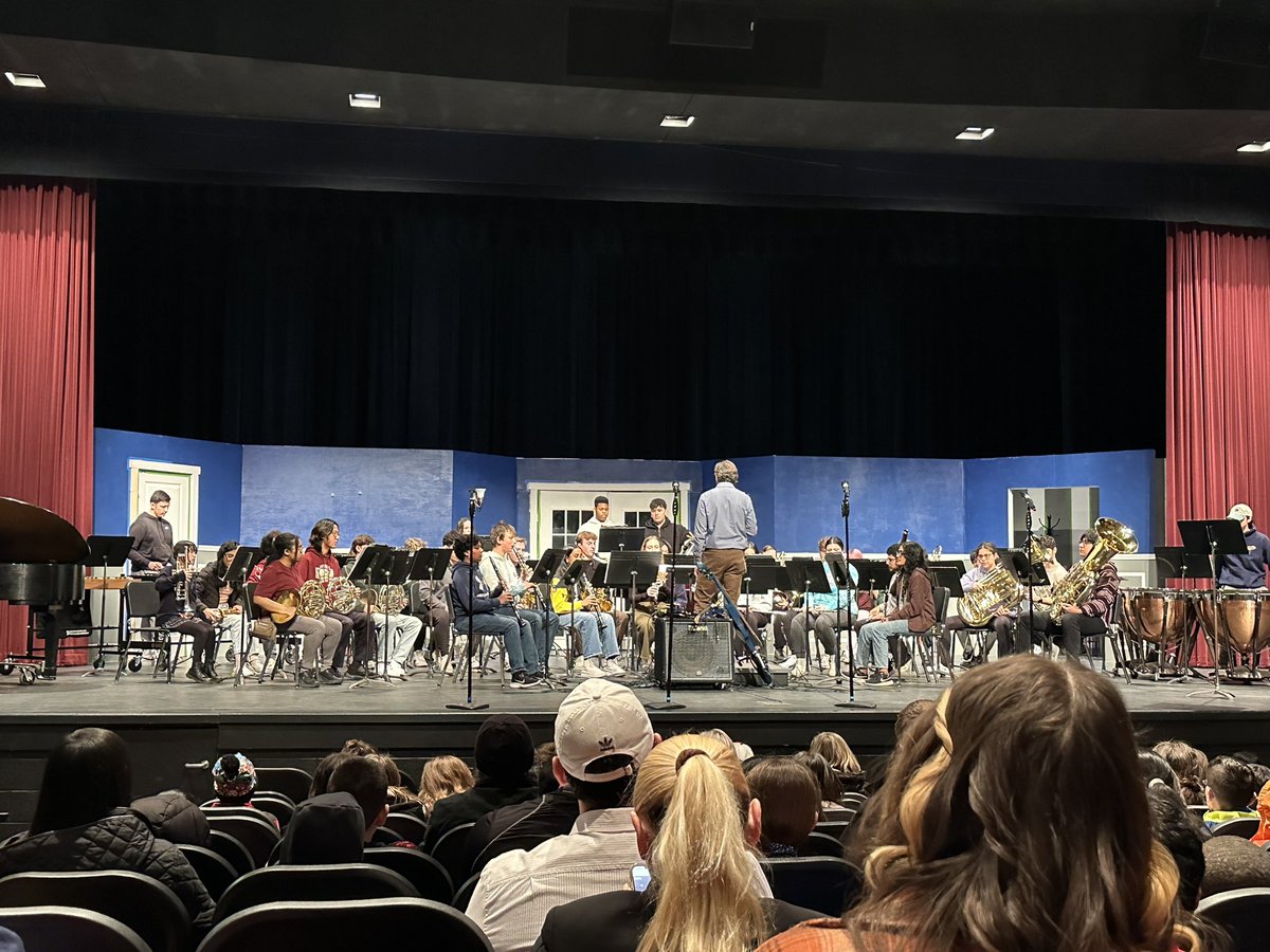 Shelby Diffenderfer (@msd_classroom) on Twitter photo 5th Grade had a great time at <a href="/WLWWARRIORS/">Walled Lake Western</a> for the final performance of intro to instruments! Thank you for sharing all the wonderful opportunities that our students can look forward to! <a href="/MBEMUSTANGS/">Meadowbrook Elementary</a> 5th Grade had a great time at <a href="/WLWWARRIORS/">Walled Lake Western</a> for the final performance of intro to instruments! Thank you for sharing all the wonderful opportunities that our students can look forward to! <a href="/MBEMUSTANGS/">Meadowbrook Elementary</a>