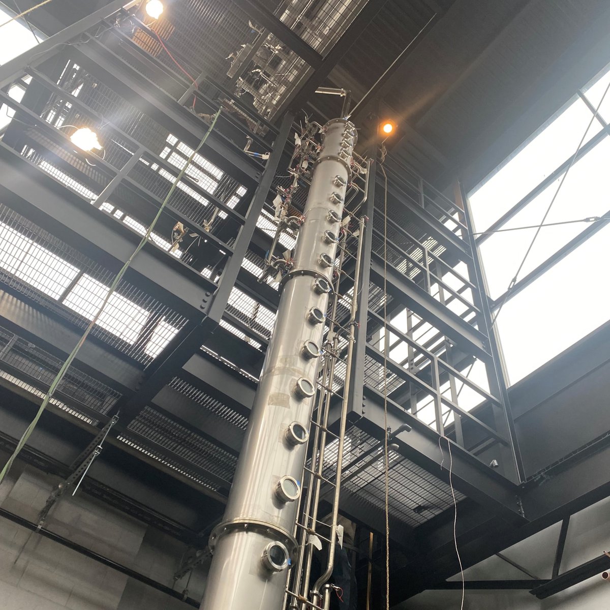 ShankarDistillr's tweet image. Elevating spirits, one column at a time! Behold the marvel of our 45-foot continuous distillation column at Shankar Distillers Troy, Michigan.  Visible from I-75, it stands tall, a testament to our commitment to craftsmanship and quality in every drop. 
#varchas #varchaswhiskey